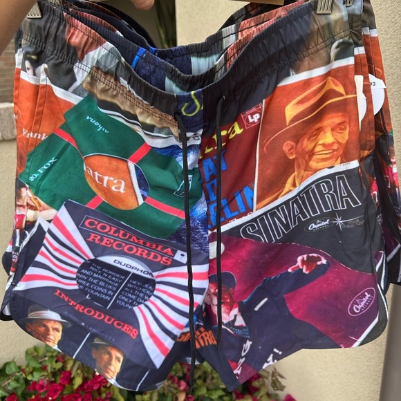 NEW SWIM SHORT. - Picture 2 of 4